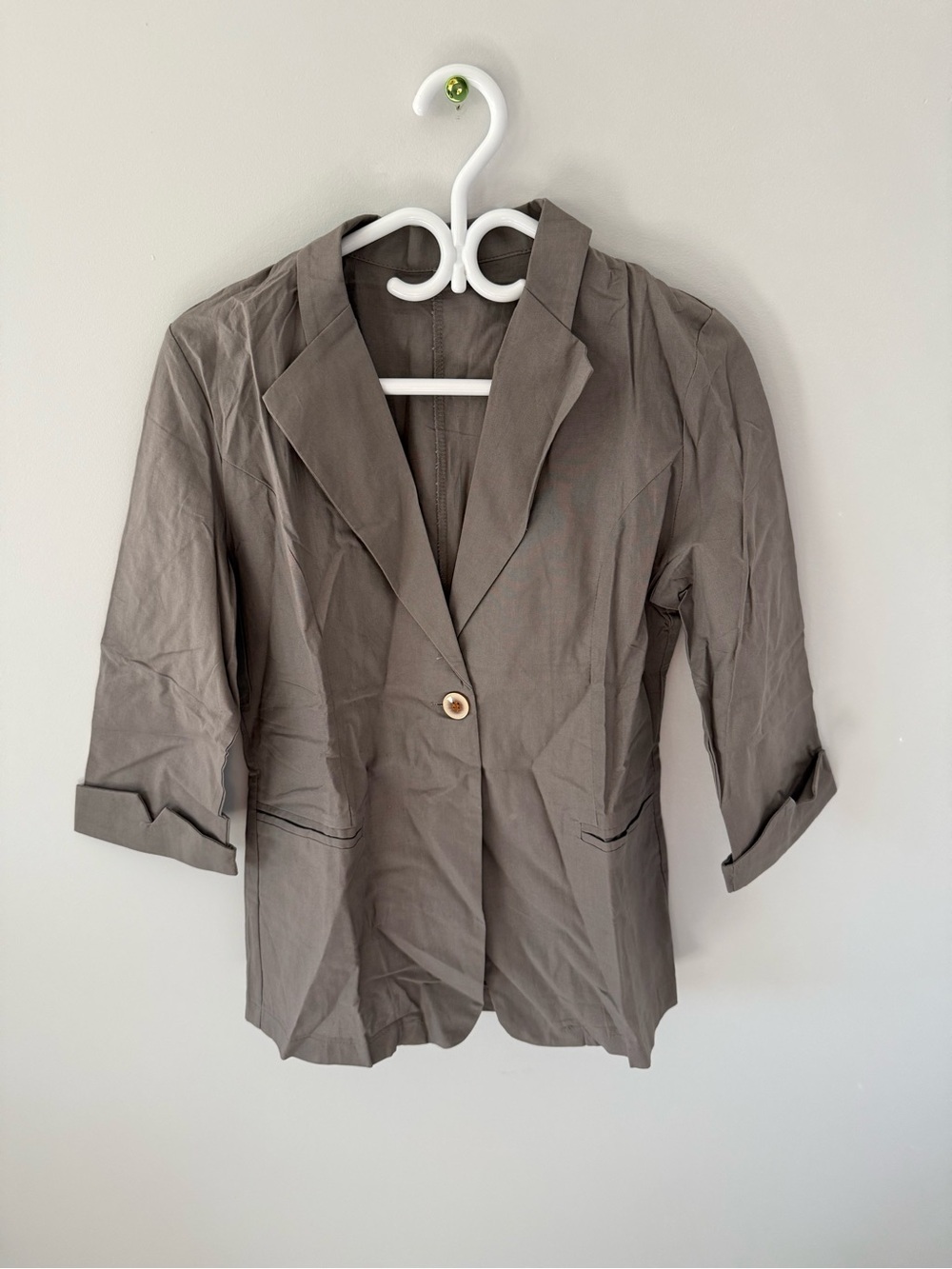Women's Taupe Single-Button Notch-Lapel Blazer